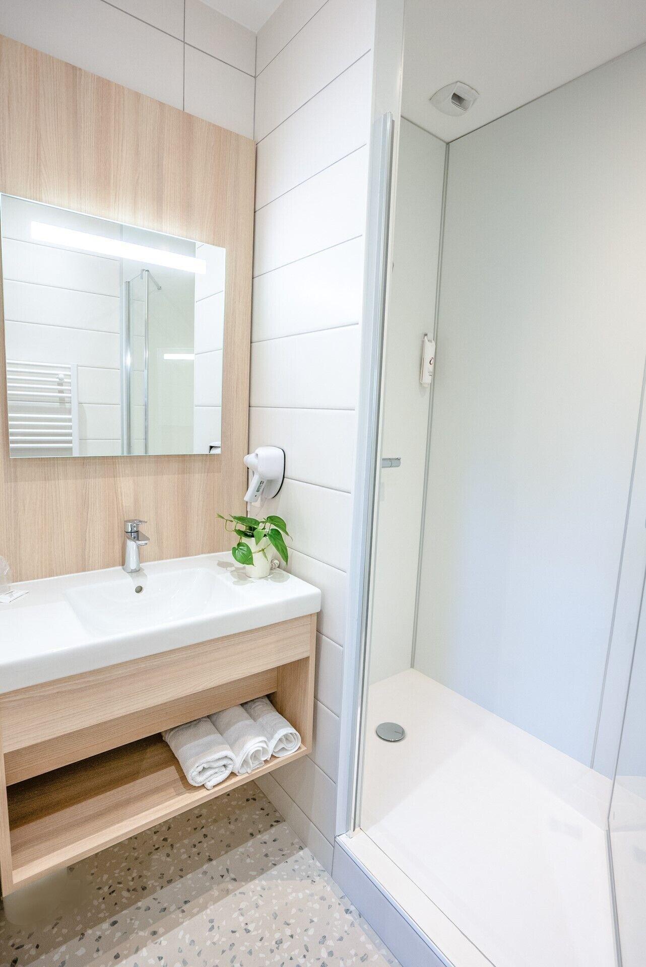 Logis, Hotel Au Chene Vert Plérin Εξωτερικό φωτογραφία