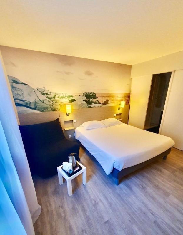 Logis, Hotel Au Chene Vert Plérin Εξωτερικό φωτογραφία